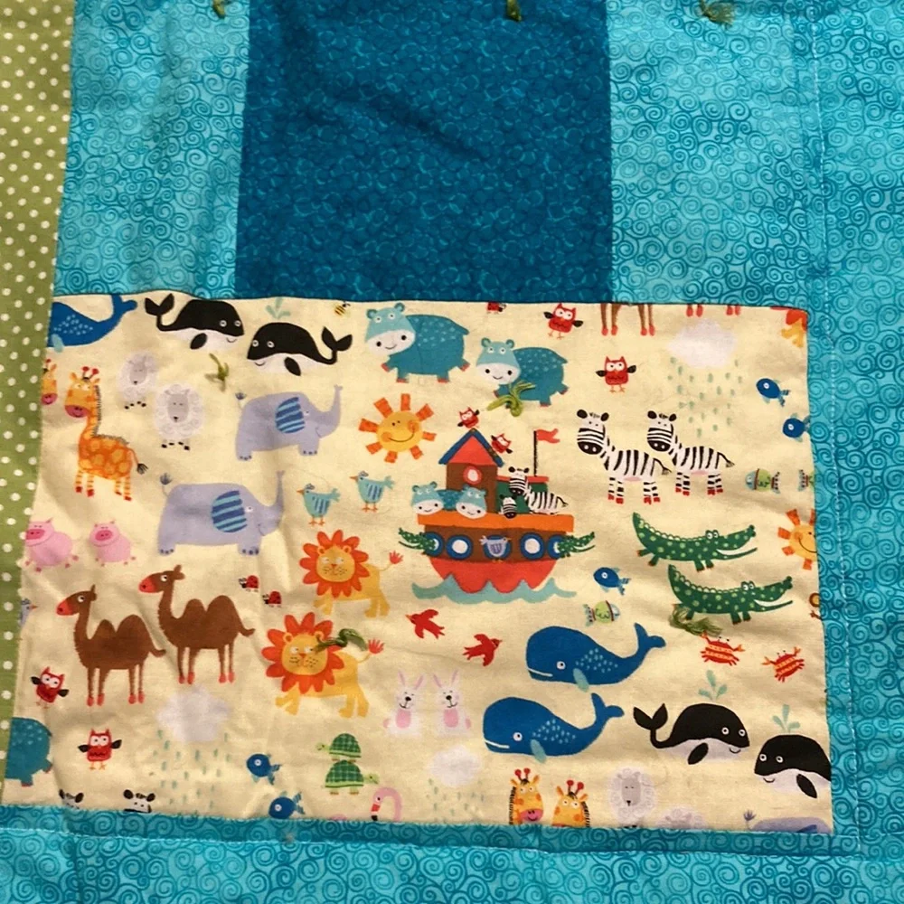 NOAHs ARK Animals Sports Themed Balls Dog Bones Polka Dots Quilt 30 x 44 in